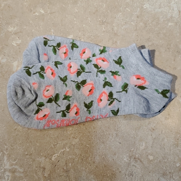 Betsey Johnson Floral Low Cut Socks - Picture 2 of 2